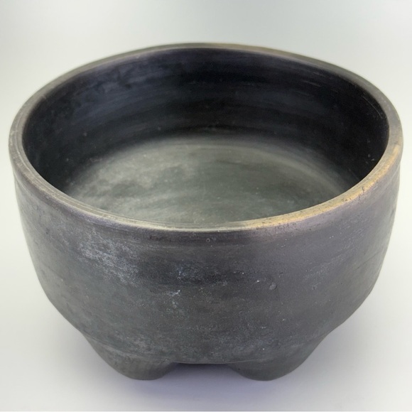Unique 6 Footed Ceramic Bowl - Picture 6 of 11